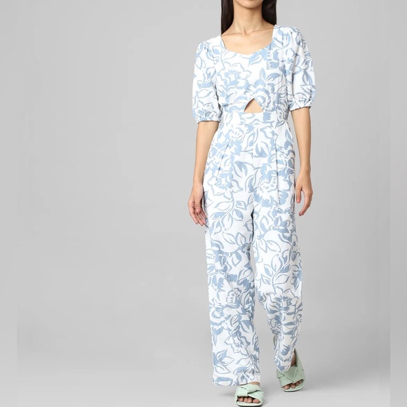 ONLY jumpsuit size 36 ankle length white colour floral print round neck - Picture 4 of 5